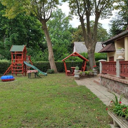 Balatonszemesi Nyaralohaz Villa Exterior foto