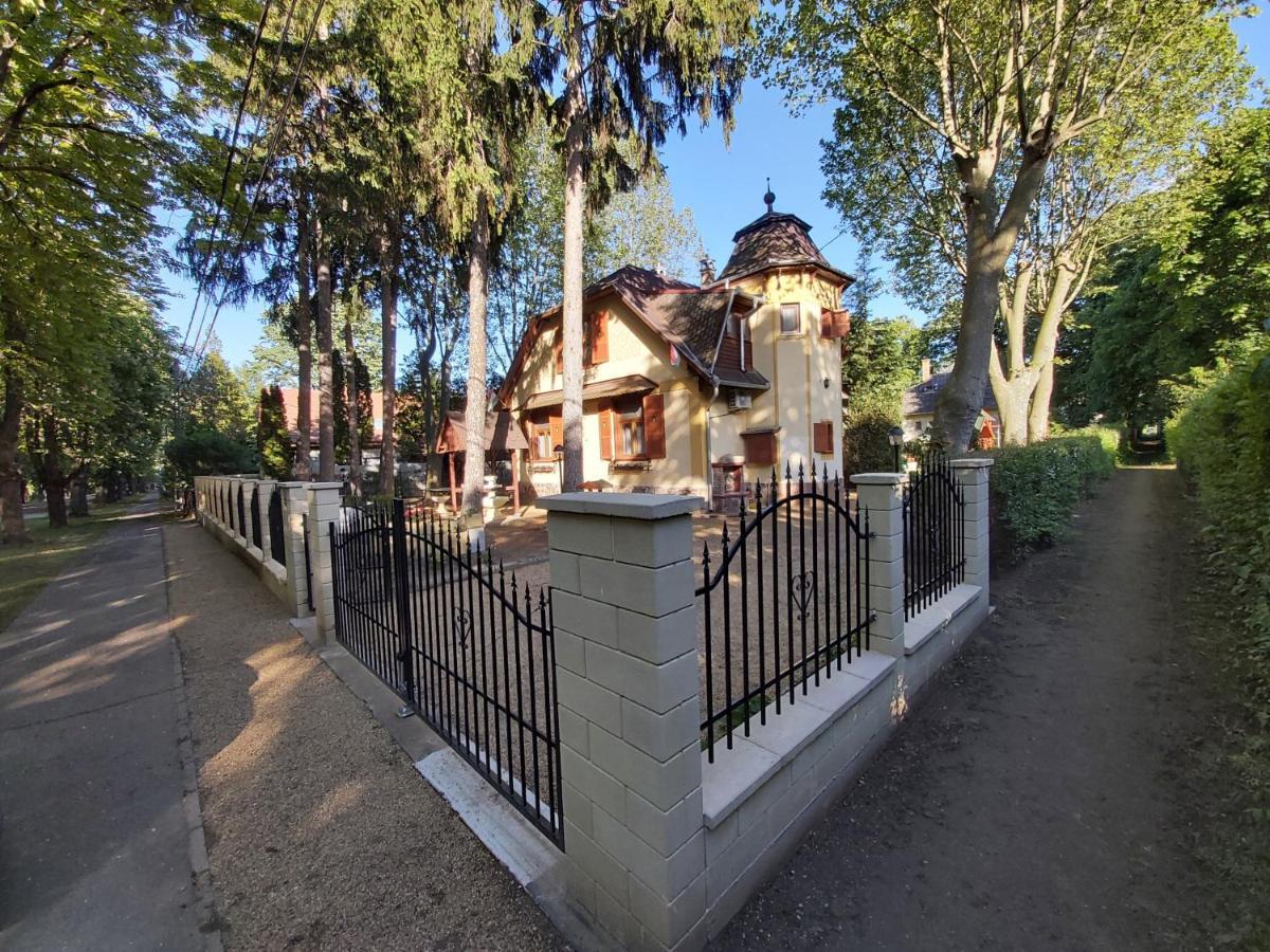 Balatonszemesi Nyaralohaz Villa Exterior foto